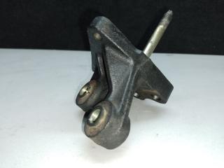 Кронштейн насоса ГУР GX470 02-09 2003 UZJ120L 4.7 2UZFE