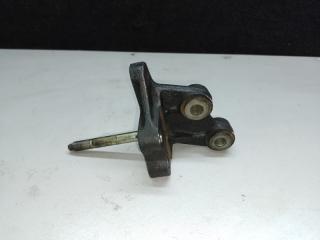 Кронштейн насоса ГУР GX470 02-09 2003 UZJ120L 4.7 2UZFE