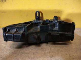 Кронштейн заднего бампера левый COROLLA 150 06-13