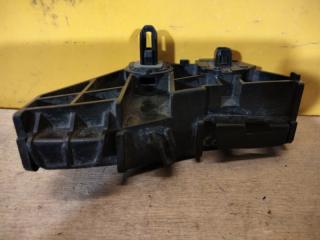 Кронштейн заднего бампера левый COROLLA 150 06-13