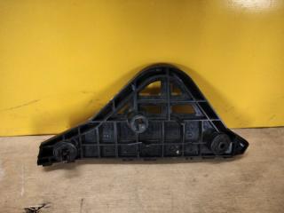 Кронштейн переднего бампера правый CAMRY 50 12-15