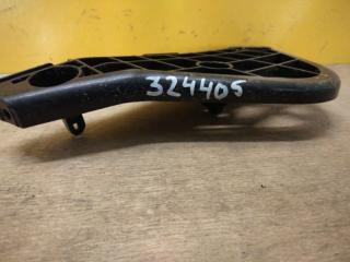 Кронштейн переднего бампера правый TOYOTA CAMRY 50 12-15