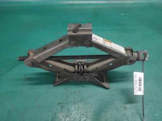 Домкрат SX4 06-13 2008 Седан J20A