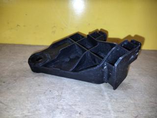 Кронштейн заднего бампера левый COROLLA E170 13-19