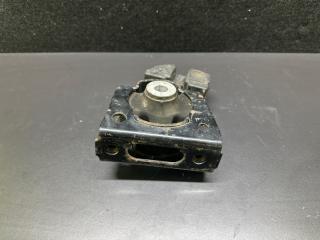 Подушка двигателя передняя TOYOTA PRIUS - 30 09-17 1.8 2ZRFXE