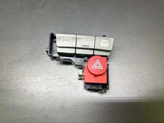 Кнопка аварийной сигнализации TOYOTA PRIUS - 30 09-17 2013