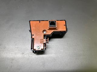 Кнопка аварийной сигнализации PRIUS - 30 09-17 2013 1.8 2ZRFXE