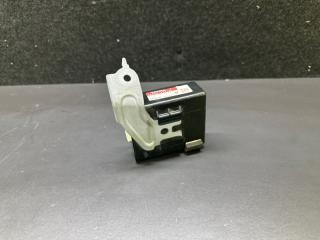 Блок электронный PRIUS - 30 09-17 2013 1.8 2ZRFXE