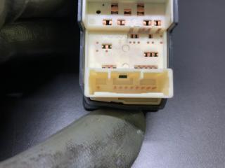 Блок управления зеркалами PRIUS - 30 09-17 2013 1.8 2ZRFXE