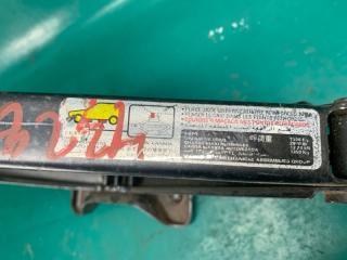 Домкрат ACURA MDX (YD2) 06-13 Внедорожник 3.7 J37A1