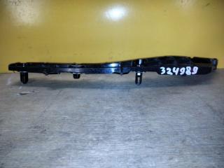 Кронштейн заднего бампера правый AVENSIS 08-18