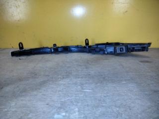 Кронштейн заднего бампера правый AVENSIS 08-18