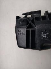 Кронштейн заднего бампера правый RAV4 05-12