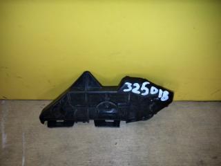 Кронштейн заднего бампера правый COROLLA 150 06-13