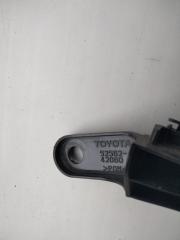 Кронштейн заднего бампера правый RAV4 18-