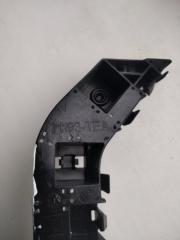 Кронштейн переднего бампера правый CIVIC FC/FK 15-