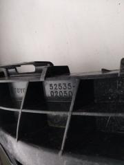 Кронштейн переднего бампера правый AURIS 13-18