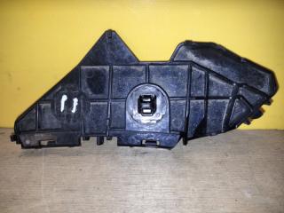 Кронштейн заднего бампера левый COROLLA 150 06-13