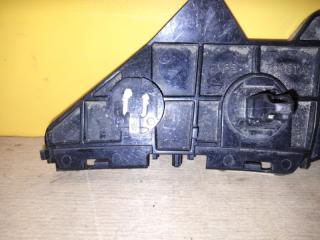 Кронштейн заднего бампера левый TOYOTA COROLLA 150 06-13