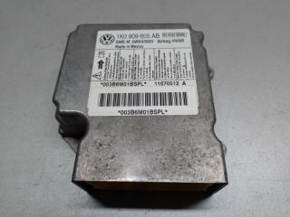 Блок управления AIRBAG VOLKSWAGEN JETTA USA 10-17