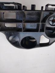 Кронштейн переднего бампера правый CAMRY 70 17-