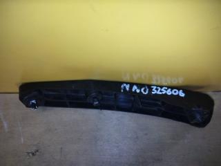 Кронштейн переднего бампера правый PRIUS 16-