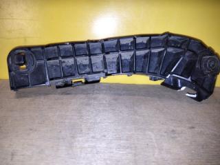 Кронштейн переднего бампера правый TOYOTA CAMRY 40 06-11