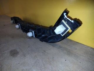 Кронштейн заднего бампера правый CRV 06-12