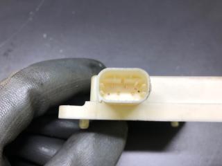 Датчик передний правый HYUNDAI ELANTRA AD 16- AD 2.0 G4NH