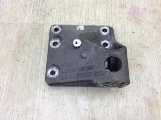 Кронштейн двигателя правый PORSCHE CAYENNE 10-18 2011 Б/У Кронштейн двигателя правый PORSCHE CAYENNE 10-18 2011