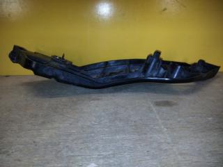 Кронштейн переднего бампера левый RAV4 13-19