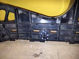 Кронштейн заднего бампера правый PRIUS PLUS 11-14