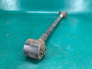 Рычаг задней подвески продольный задний правый CAMRY 40 06-11