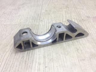 Крепление стабилизатора PORSCHE CAYENNE 10-18 2011 Б/У Крепление стабилизатора PORSCHE CAYENNE 10-18 2011