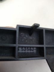 Кронштейн заднего бампера правый AVENSIS 08-18