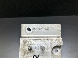 Кронштейн усилителя заднего бампера правый INFINITI QX60/JX35 12-20 3.5 VQ35DD