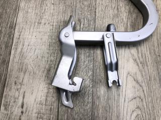 Петля крышки багажника правая FORTE BD 18-21 2019 2.0