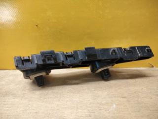 Кронштейн заднего бампера правый INFINITI Q50 15-20