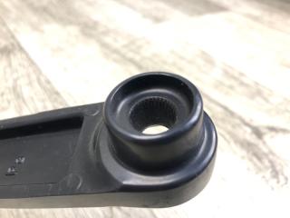 Поводок стеклоочистителя передний правый ELANTRA AD 16- 2018 2.0 G4NH