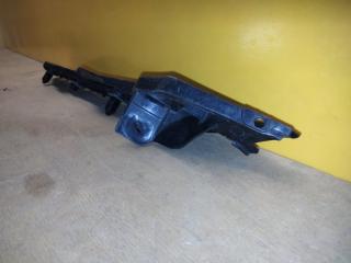 Кронштейн заднего бампера правый COROLLA 150 06-13