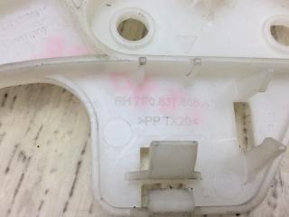 Кронштейн замка двери передний правый PORSCHE CAYENNE 10-18 4.8L