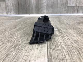 Кронштейн переднего бампера левый HYUNDAI ELANTRA AD 16- 2.0 G4NH