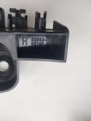 Кронштейн заднего бампера левый AURIS 13-18