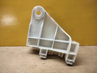 Кронштейн заднего бампера правый TOYOTA COROLLA E170 13-19