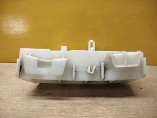 Кронштейн заднего бампера правый COROLLA 150 06-13