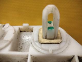 Кронштейн заднего бампера правый COROLLA 150 06-13