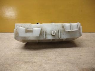 Кронштейн заднего бампера правый COROLLA 150 06-13