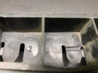 Кронштейн переднего бампера (на крыле) правый FORD FOCUS 10-18 2.0 C20HDEX