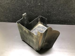 Полка аккумулятора MDX (YD2) 06-13 2007 YD2 3.7 J37A1