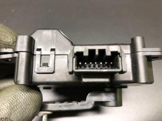 Моторчик заслонки печки ACURA MDX (YD2) 06-13 YD2 3.7 J37A1